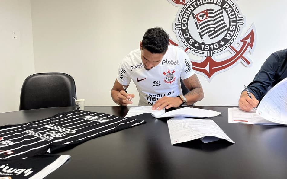 AO VIVO! Confira a entrevista coletiva de apresentação do zagueiro Lucas Veríssimo, novo reforço do Corinthians