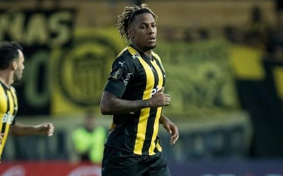 Presidente do Peñarol descarta saída de Abel Hernández