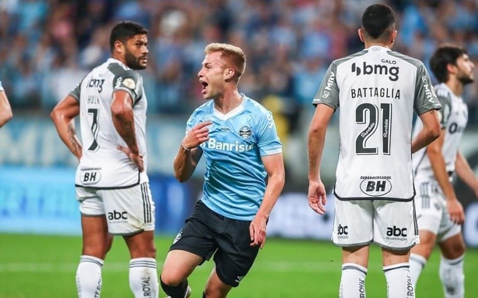 Brasileirão: Grêmio vence Atlético-MG e volta para a vice-liderança