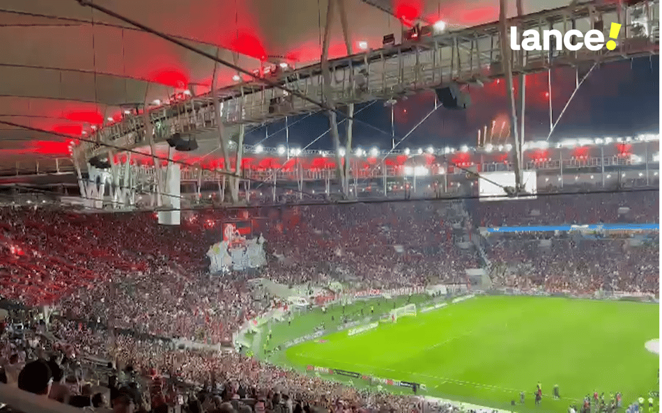 Dois mosaicos, fogos de artifício e mais: veja a festa da torcida do Flamengo no jogo contra o Athletico