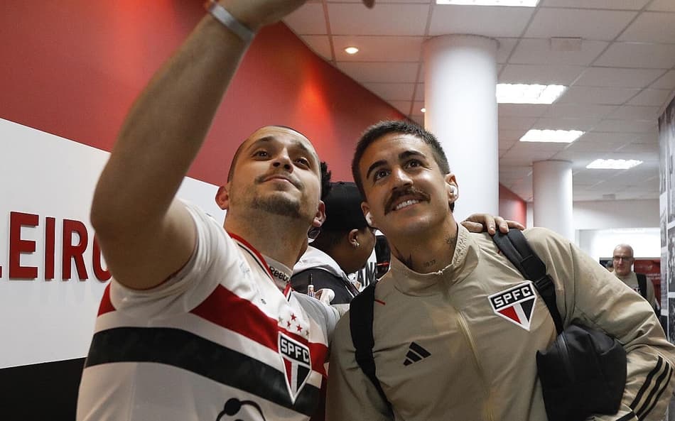Com Calleri e lesionados de volta, São Paulo está escalado para enfrentar o Palmeiras na Copa do Brasil