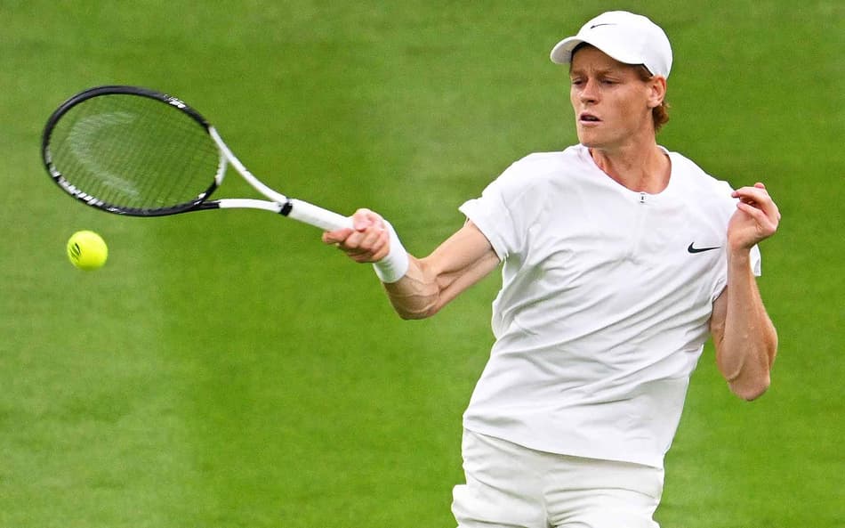 Sinner domina Schwartzman e vai à terceira rodada em Londres