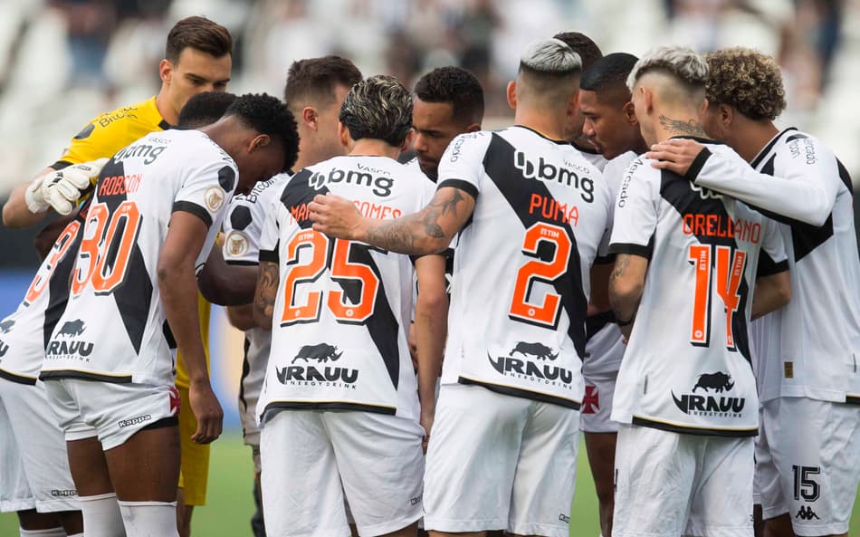 ‘O Vasco está virando um Madureira, um São Cristóvão’, dispara apresentador