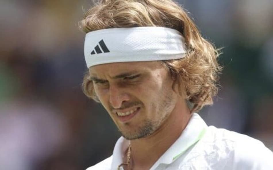 Zverev freia Fils e encara Djere por título inédito em Hamburgo