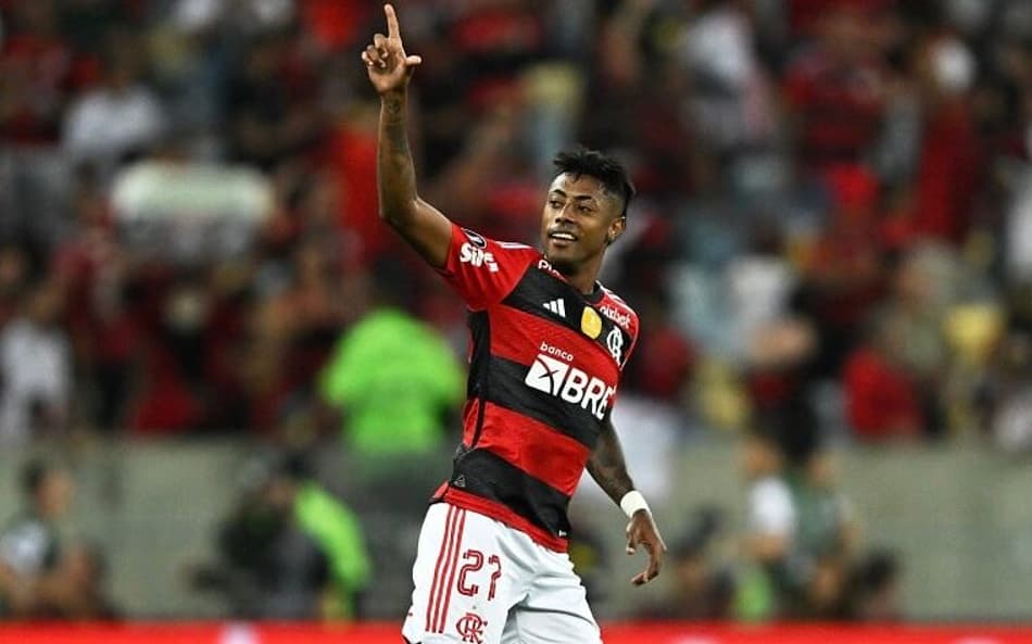 VÍDEO: veja os melhores momentos da vitória do Flamengo sobre o Olimpia pela Libertadores