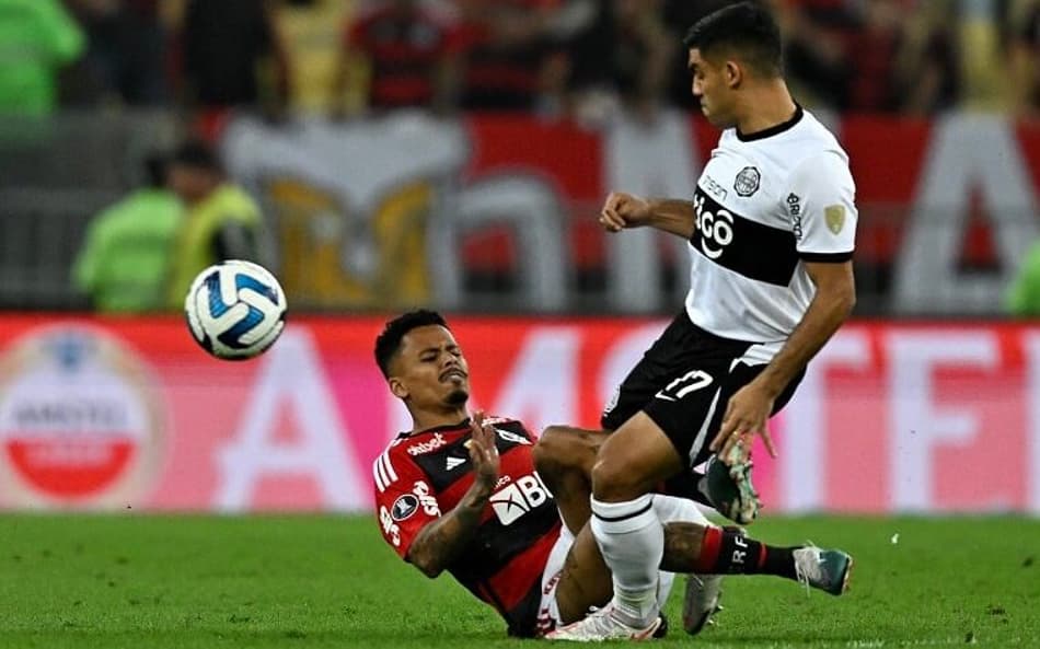Olimpia atinge objetivo contra o Flamengo