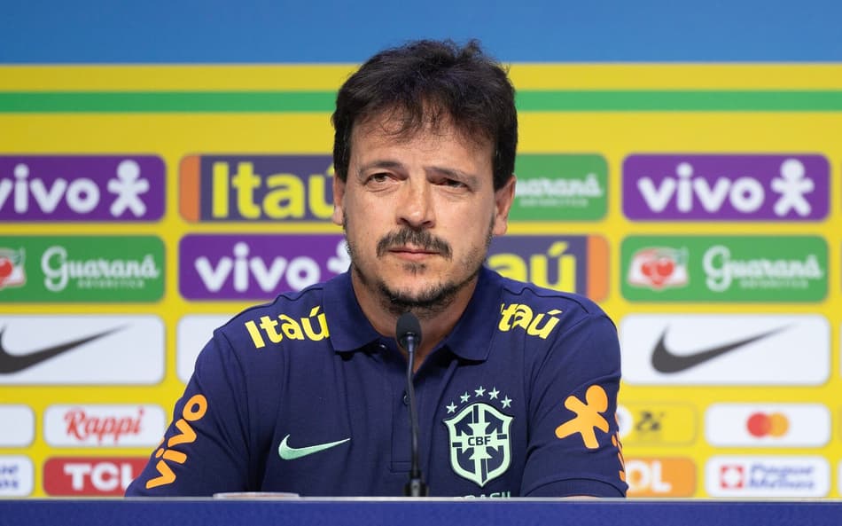 ‘Paquetá estava na lista’: Diniz explica ausência de jogador em convocação da Seleção Brasileira