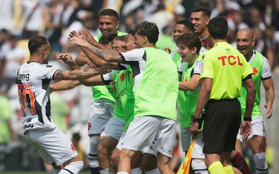 VÍDEO: gol e melhores momentos da vitória do Vasco sobre o Atlético-MG