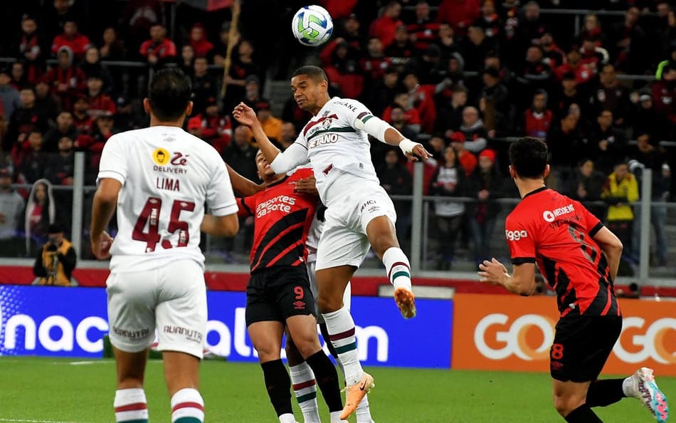 VÍDEO: veja os melhores momentos do empate entre Athletico-PR e Fluminense pelo Brasileirão