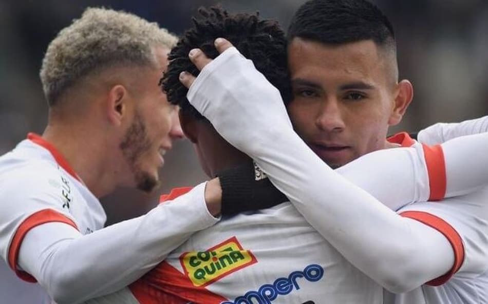 Campeonato Boliviano: Potosí vence e cola no líder; Always Ready só empata