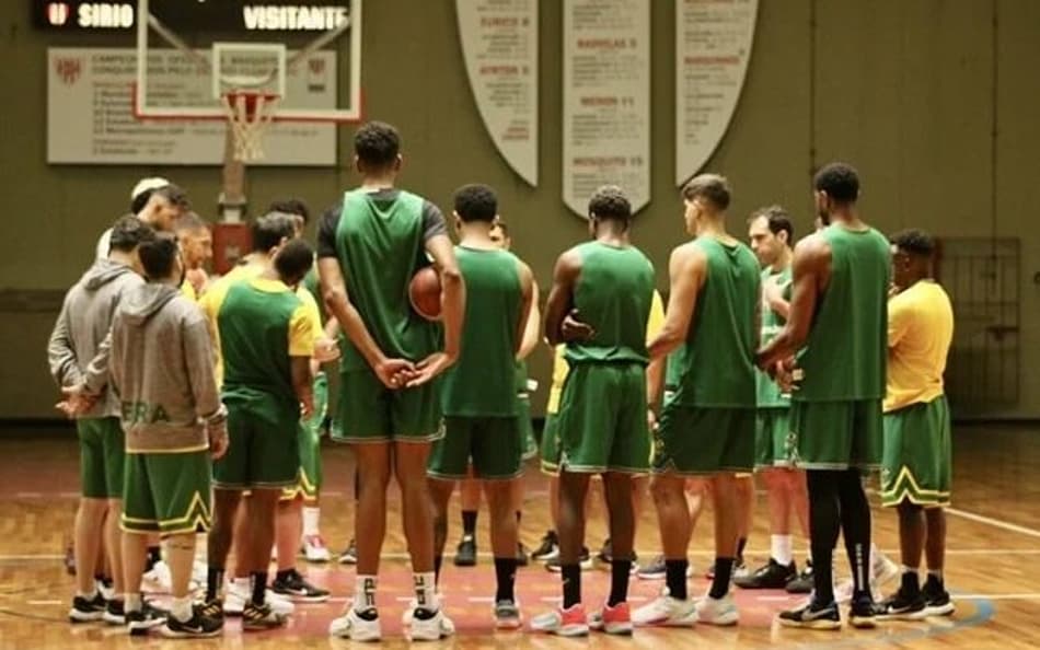 Brasil reduz elenco em preparação para a Copa do Mundo