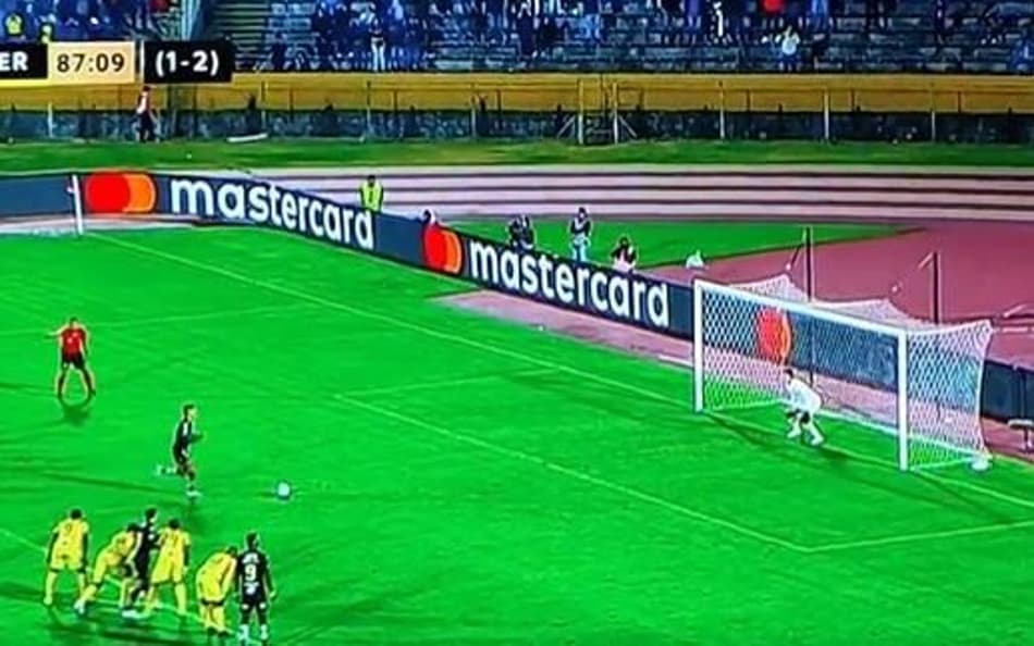 Del Valle é eliminado da Libertadores ao perder pênalti bizarro; assista