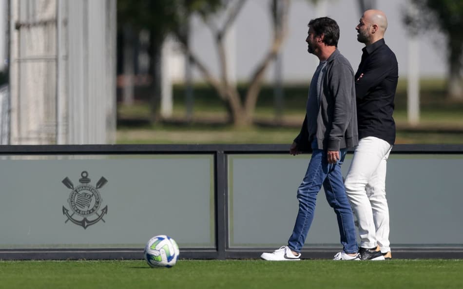 Mais vendas? Veja postura do Corinthians na reta final da janela europeia