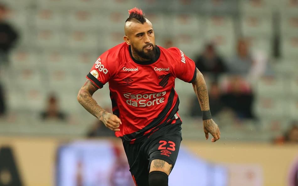 Além do Boca Jrs, outro time sonha com Vidal