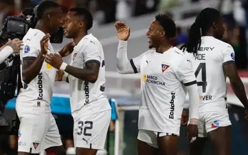 Diante do São Paulo, LDU quebra marca negativa