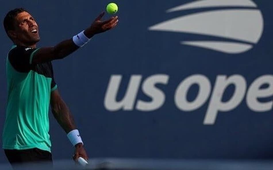 Monteiro leva 23 aces de grandalhão e é eliminado no quali do US Open