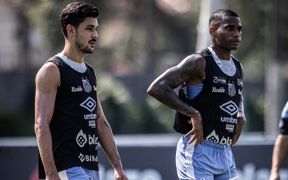 Santos fez mais contratações na janela que pontos fora de casa em todo Brasileirão