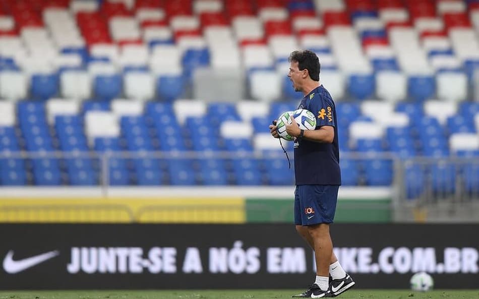 Bateu ansiedade? Estreia de Diniz na Seleção se torna um dos assuntos mais citados na web