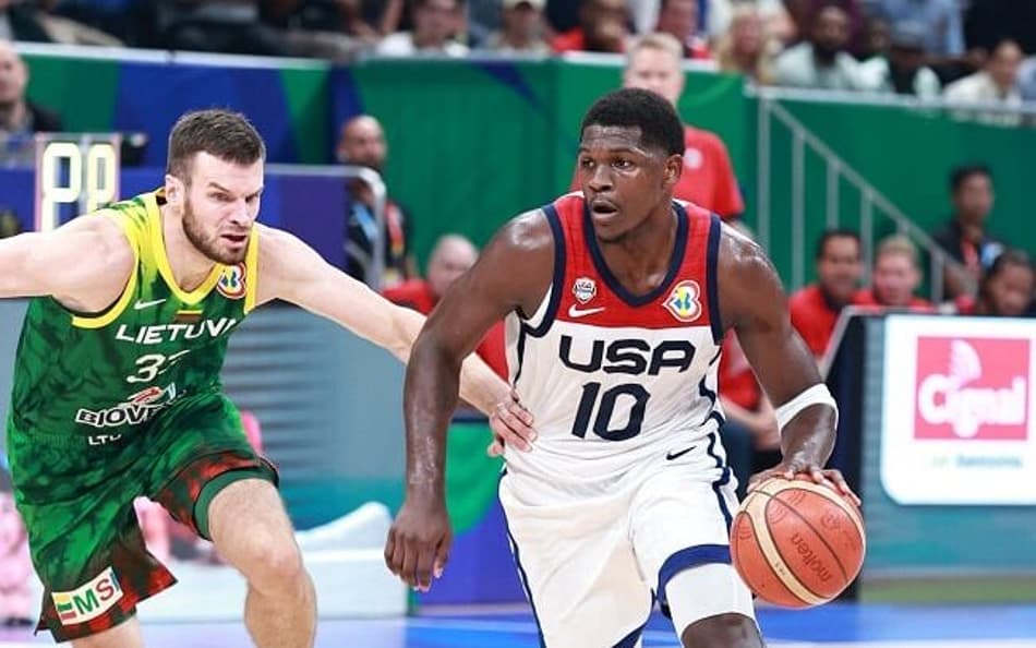 Anthony Edwards faz 35, mas Lituânia vence e tira invencibilidade dos EUA na Copa do Mundo