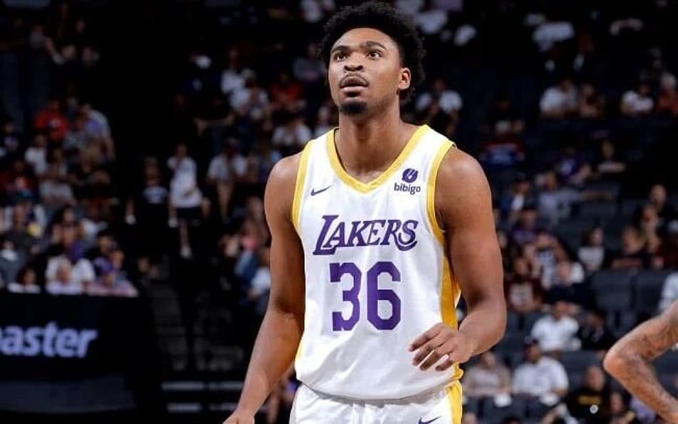 Lakers dispensa armador antes da pré-temporada da NBA