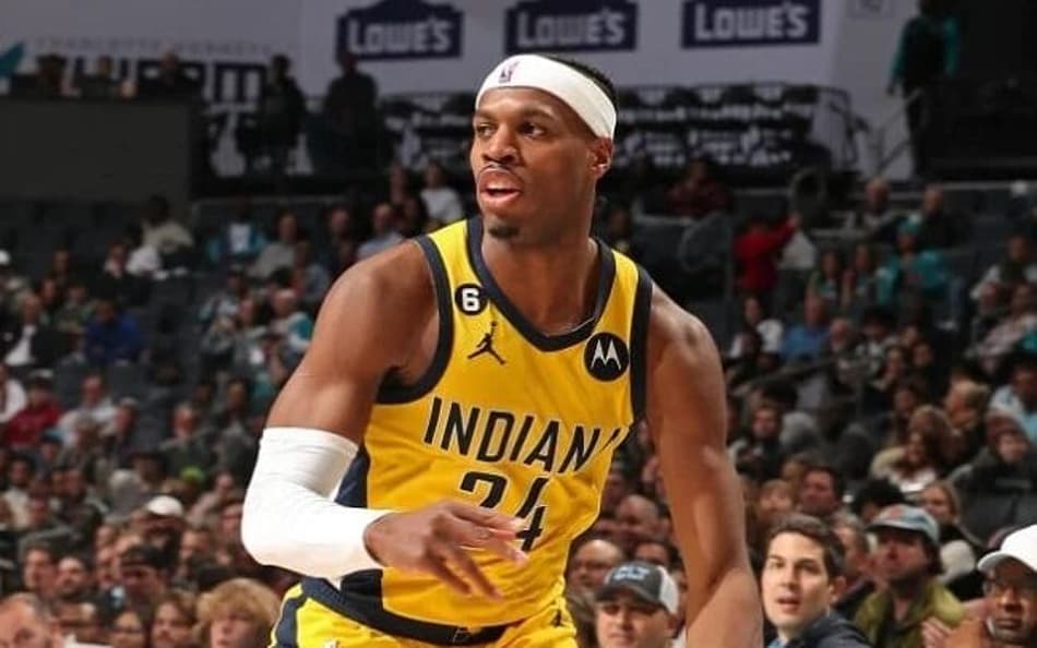 Sem extensão, Pacers prepara troca de Buddy Hield