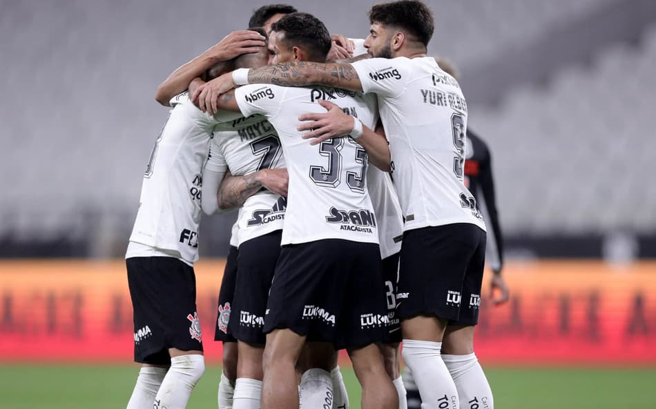 Corinthians tem mais chance de ir para a Libertadores ou ser rebaixado? Veja as probabilidades