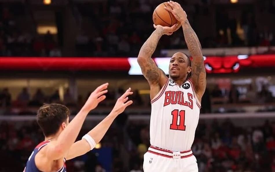 DeMar DeRozan se recusa a tentar mais arremessos de três pontos no Bulls