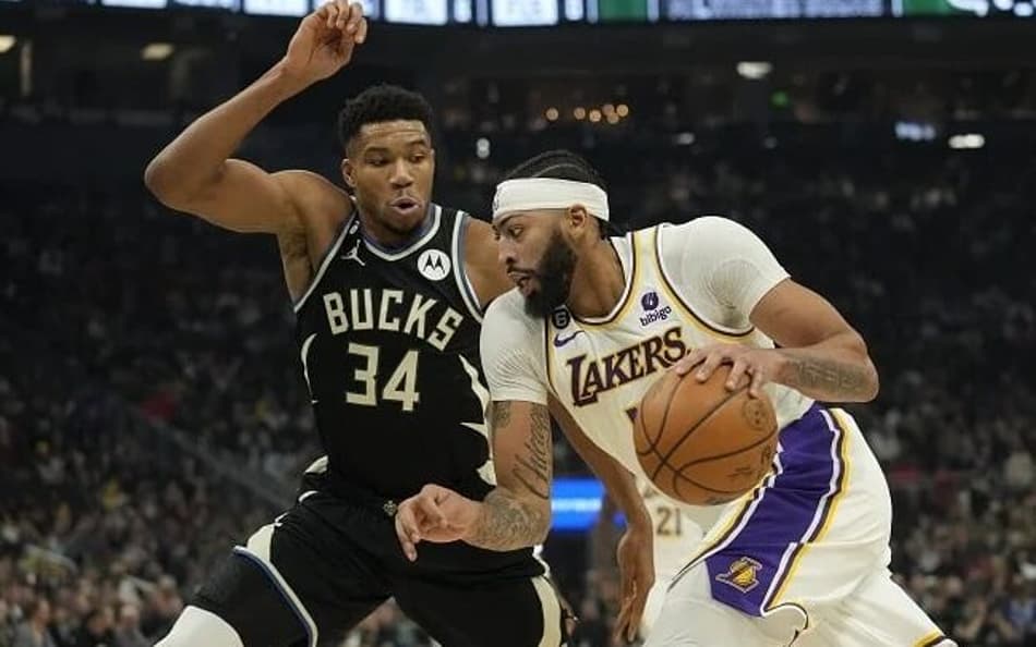 Segundo jornalista, Anthony Davis pode estar aberto a troca para o Bucks