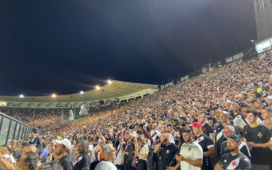 Vasco cumpre exigências do TAC na volta a São Januário