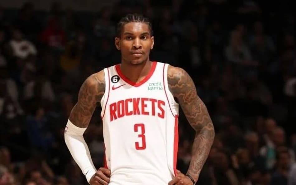Kevin Porter, do Houston Rockets, é preso por agredir jogadora