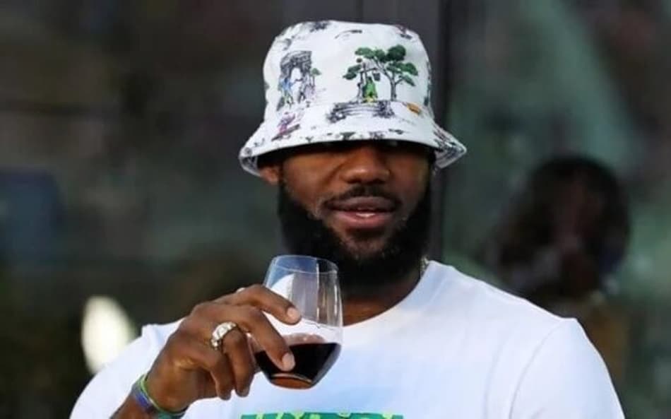 LeBron James planeja jogar as Olimpíadas de Paris