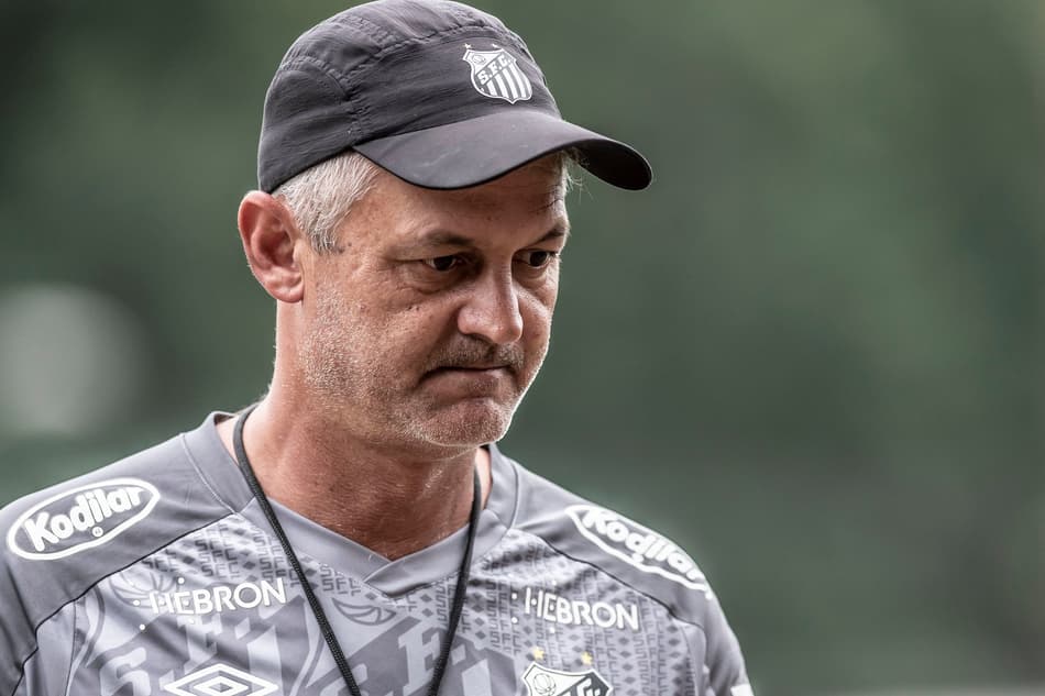 Confira os últimos 10 técnicos do Santos nos últimos anos