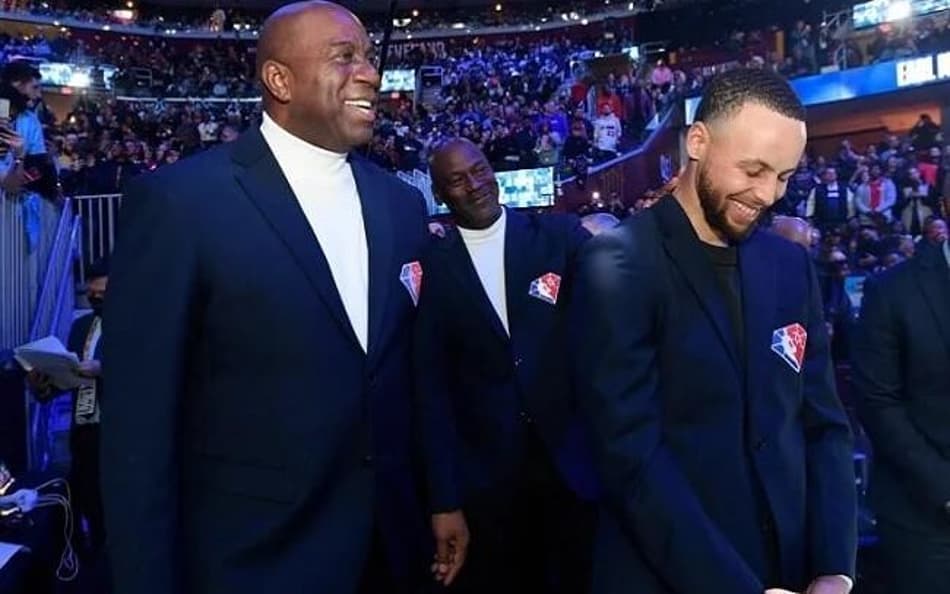 Magic Johnson: “Stephen Curry não é o melhor armador da história”