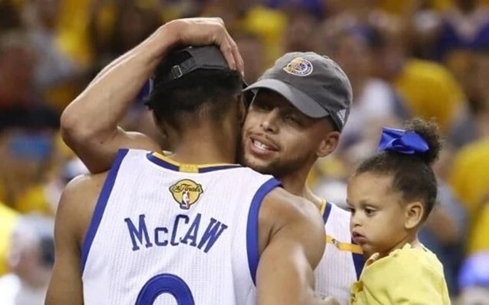 Campeão pelo Golden State Warriors é deportado da Bélgica