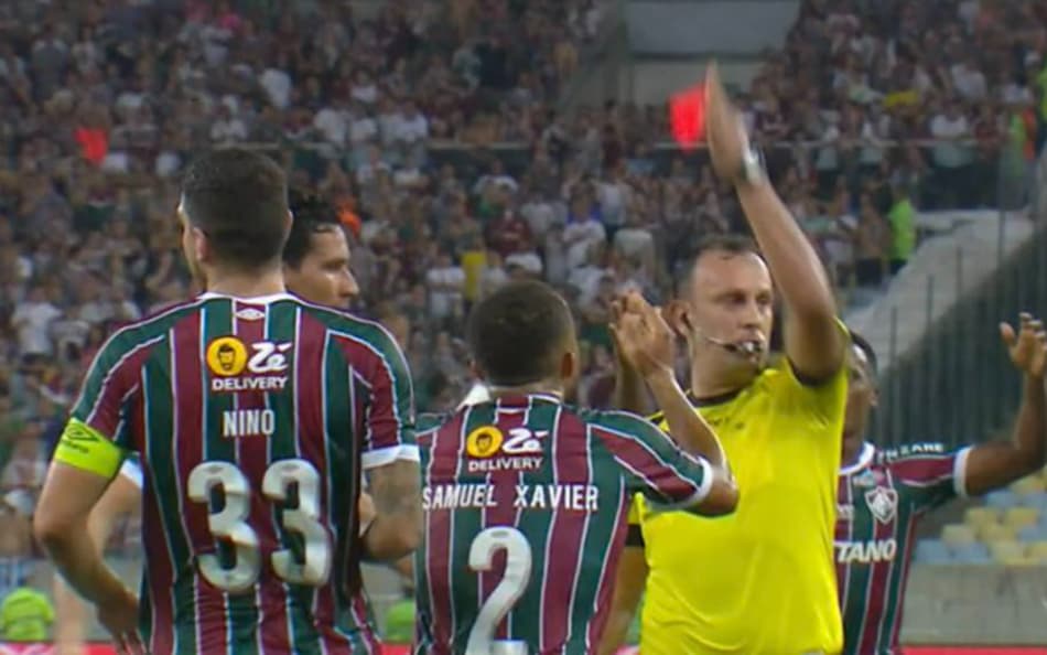 Torcedores do Fluminense ‘responsabilizam’ arbitragem por empate com o Internacional no Maracanã