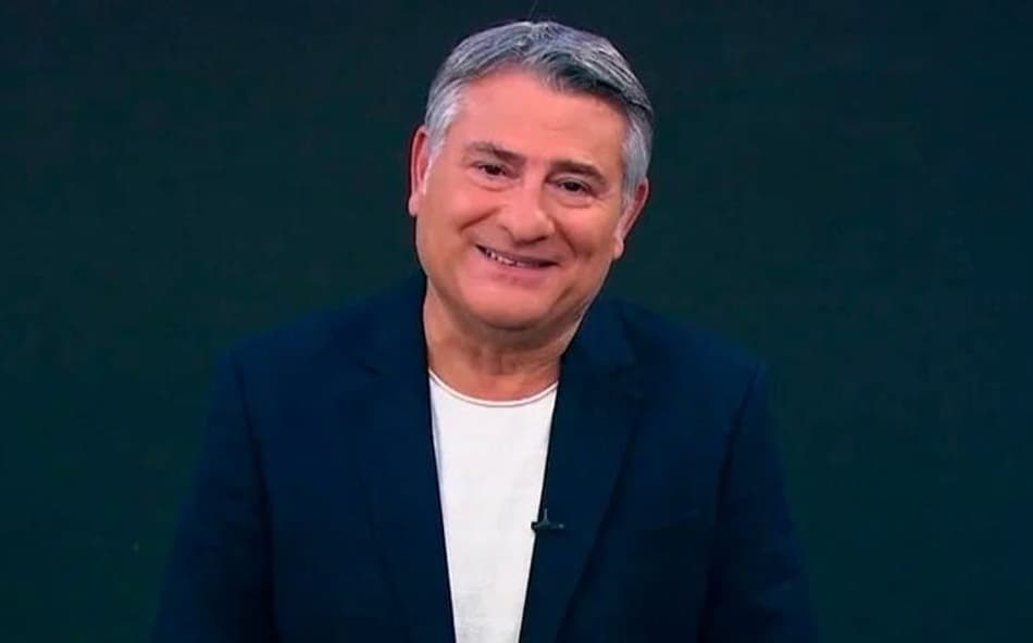 Casa nova! Ex-Globo, Cleber Machado assina com o SBT