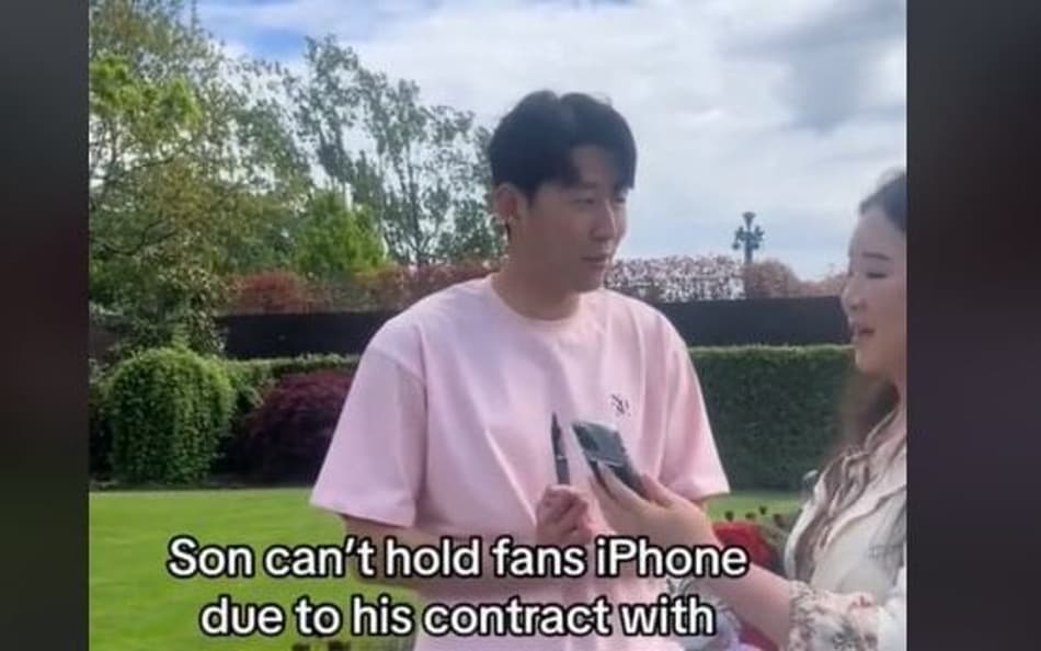 VÍDEO: Son, do Tottenham, se recusa a segurar celular de fã por ter contrato com marca concorrente