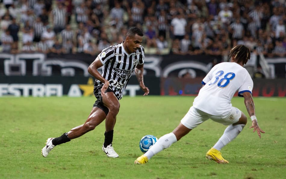 Avaí x Ceará: odds, estatísticas e informações do jogo da 33ª rodada da Série B