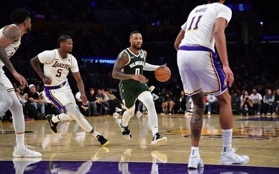 Na estreia de Damian Lillard, Bucks supera Lakers