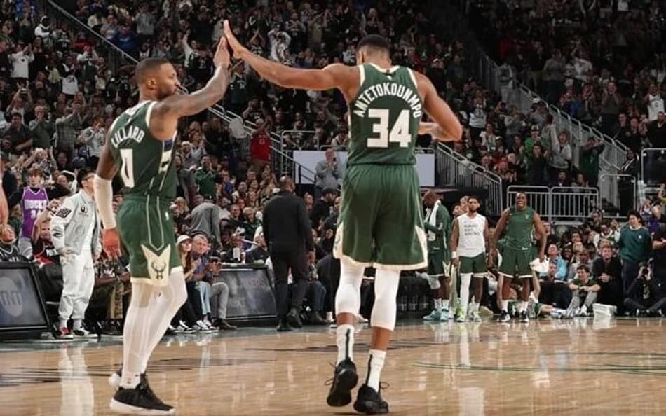Damian Lillard dá show em estreia e Bucks vence 76ers