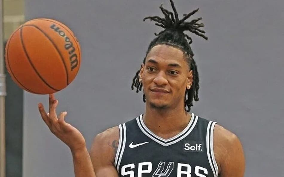 Devin Vassell fecha extensão com San Antonio Spurs