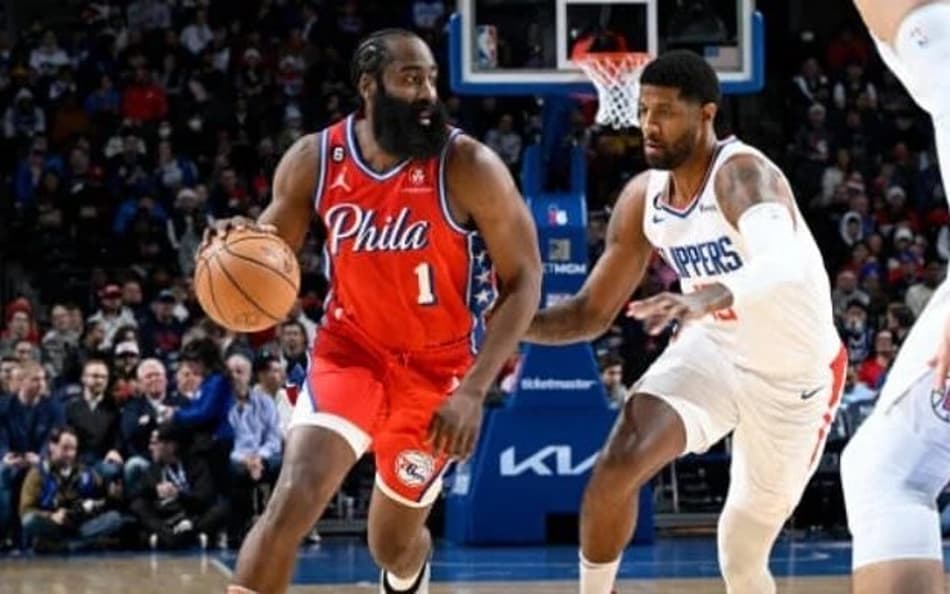 76ers pediu Paul George em troca por James Harden