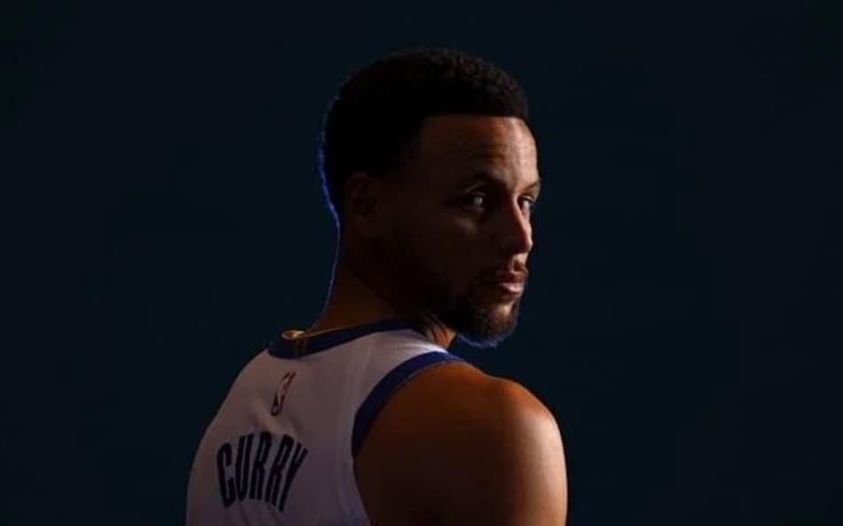 Stephen Curry fala sobre chances do Warriors ser campeão novamente