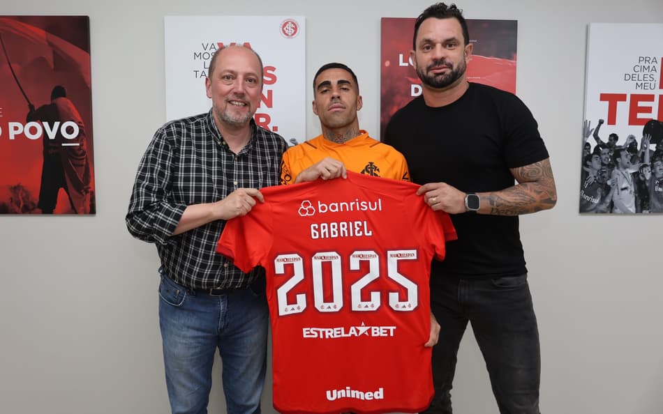 Internacional anuncia renovação de contrato com volante Gabriel