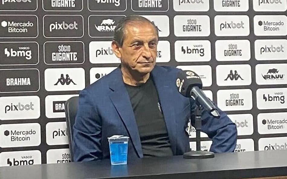 Vasco x São Paulo: assista ao vivo a coletiva do técnico Ramón Díaz