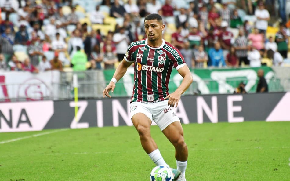 Fluminense divulga lista de relacionados para a partida contra o São Paulo; com André, mas sem Arias