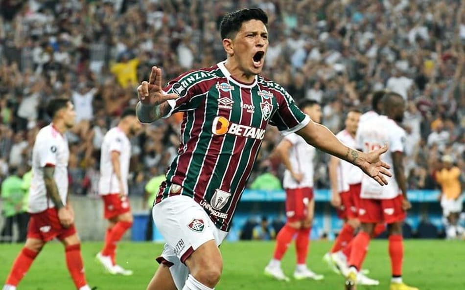 Trintões artilheiros! Relembre atletas que seguiram fazendo muitos gols mesmo após os 30 anos de idade