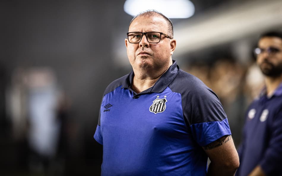 AO VIVO! Marcelo Fernandes concede coletiva após empate do Santos contra o São Paulo