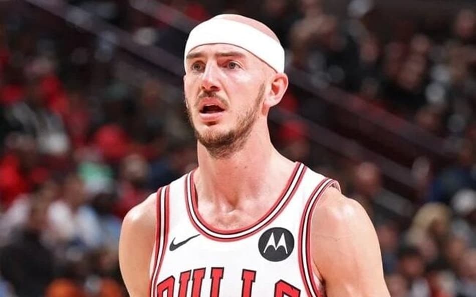 Mais de dez times estariam interessados em troca por Alex Caruso