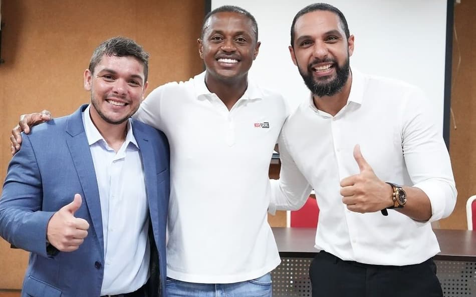 Moto Club aclama novo presidente e contará com apoio de ex-jogador do Kashima Antlers, do Japão